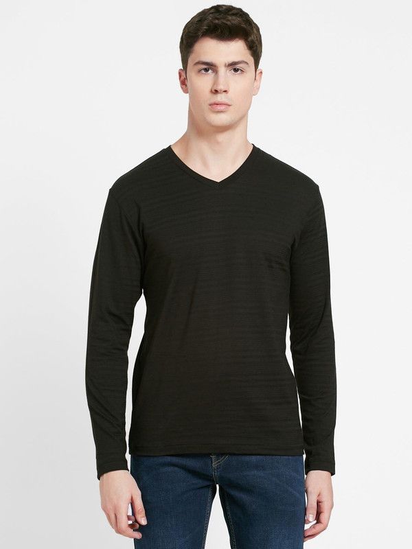 IM04 Men Solid V Neck Pure Cotton Black T-Shirt