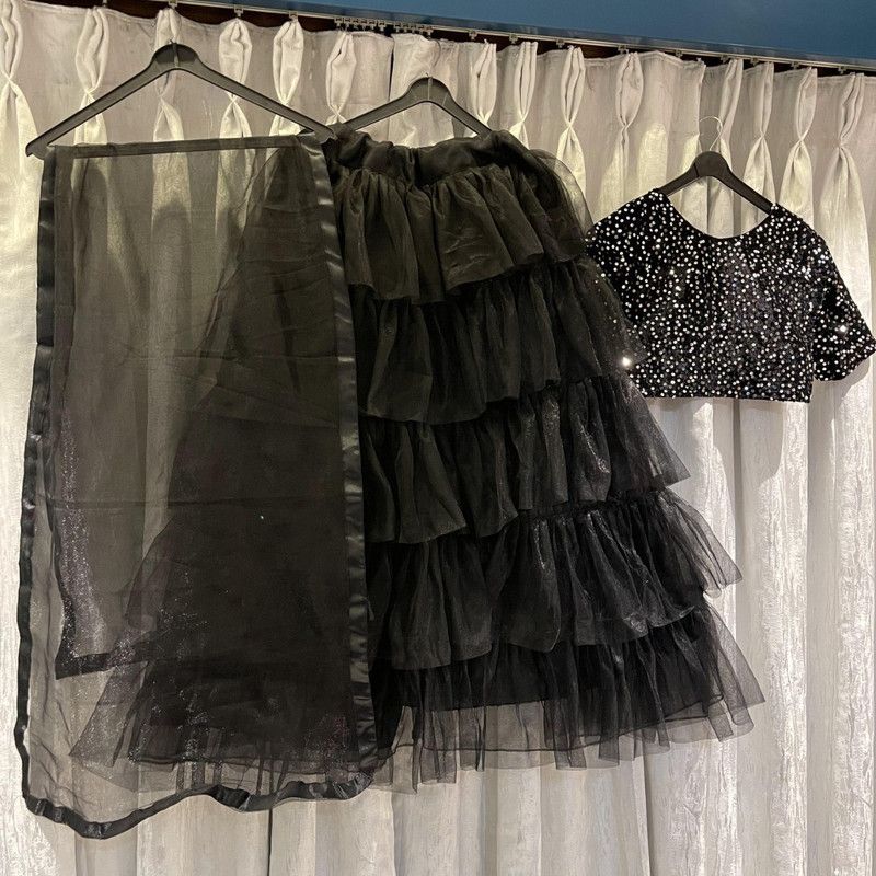 Girls Lehenga Choli Ethnic Wear Embellished Lehenga, Choli and Dupatta Set  (Black, Pack of 1)