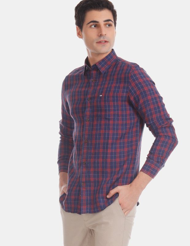 Men Slim Fit Checkered Button Down Collar Casual Shirt