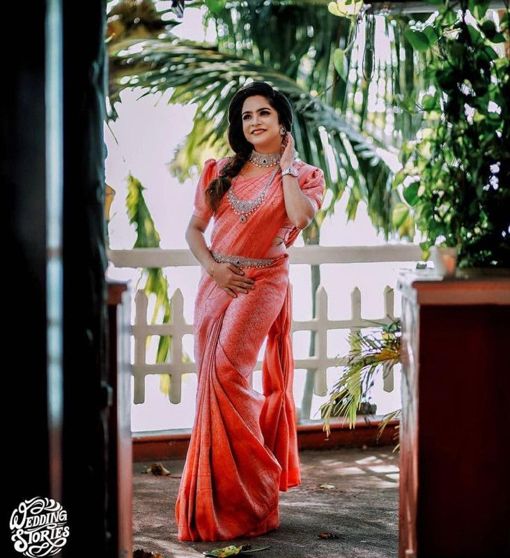 Woven Baluchari Jacquard Saree  (Pink)