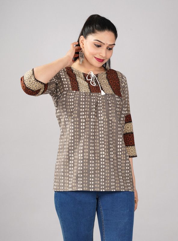 Casual Regular Sleeves Geometric Print Women Grey Top