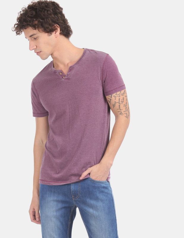 Men Solid Henley Neck Cotton Blend Purple T-Shirt