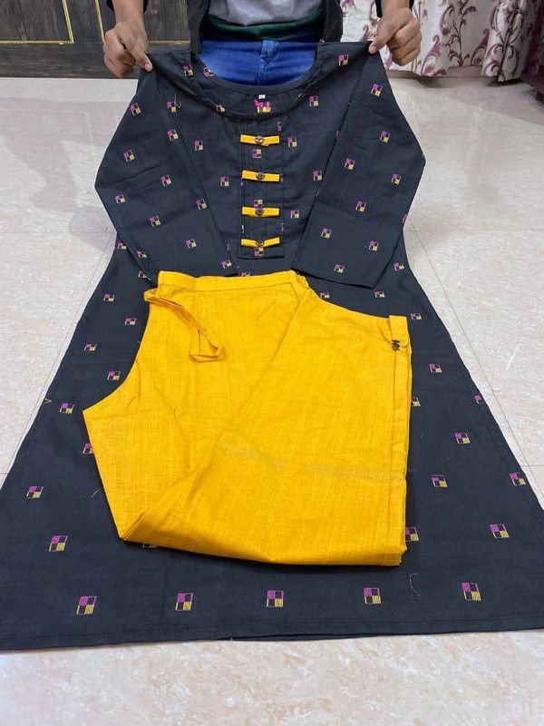 Women Floral Print Khadi Cotton Straight Kurta  (Red)