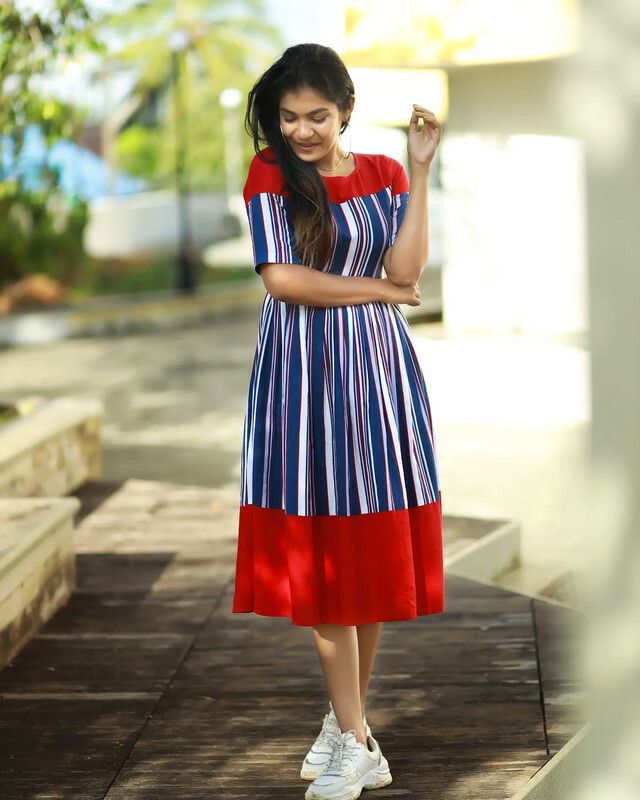 Women Striped Kurta  (Blue, Red)