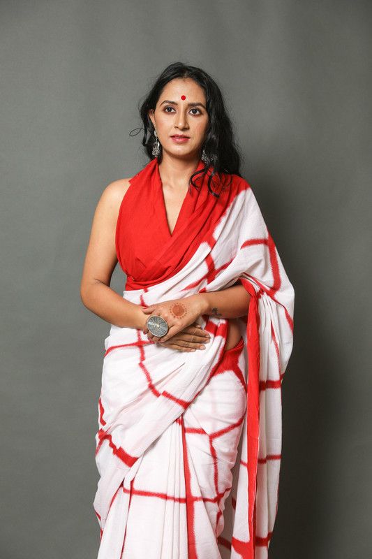 Checkered Ikkat Pure Cotton Saree  (Red, White)