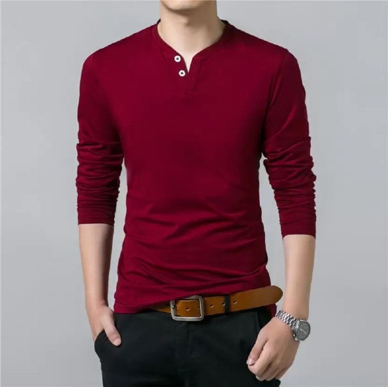 Men Solid V Neck Cotton Blend Maroon T-Shirt
