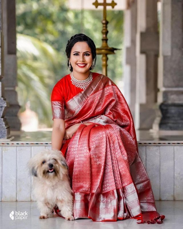 Banarasi Jacquard Saree  (Red, Silver)