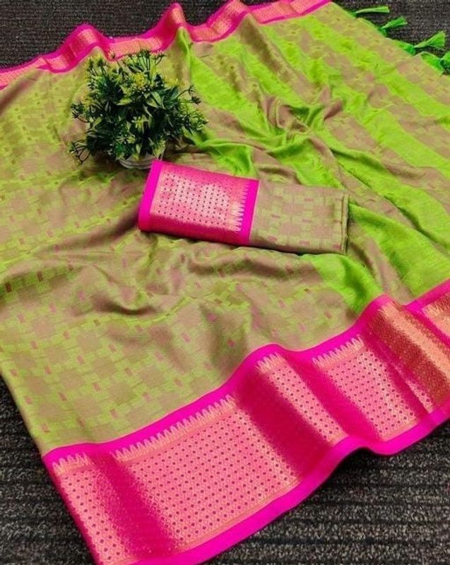 Bollywood Pure Silk Saree  (Green)