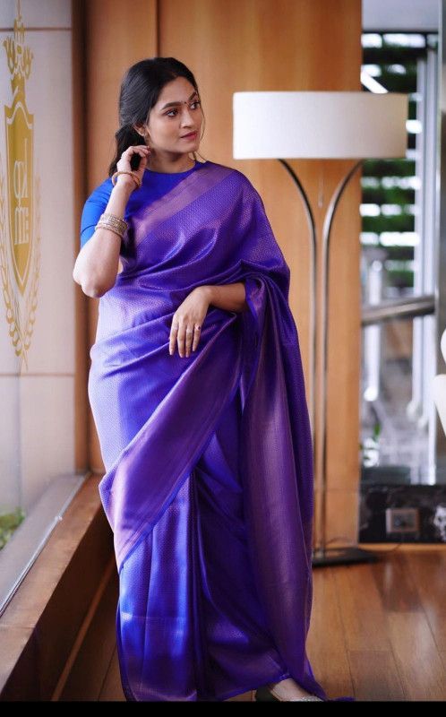 Solid/Plain Banarasi Silk Blend Saree  (Light Blue)