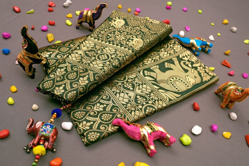 Printed Daily Wear Jacquard Saree  (Green)