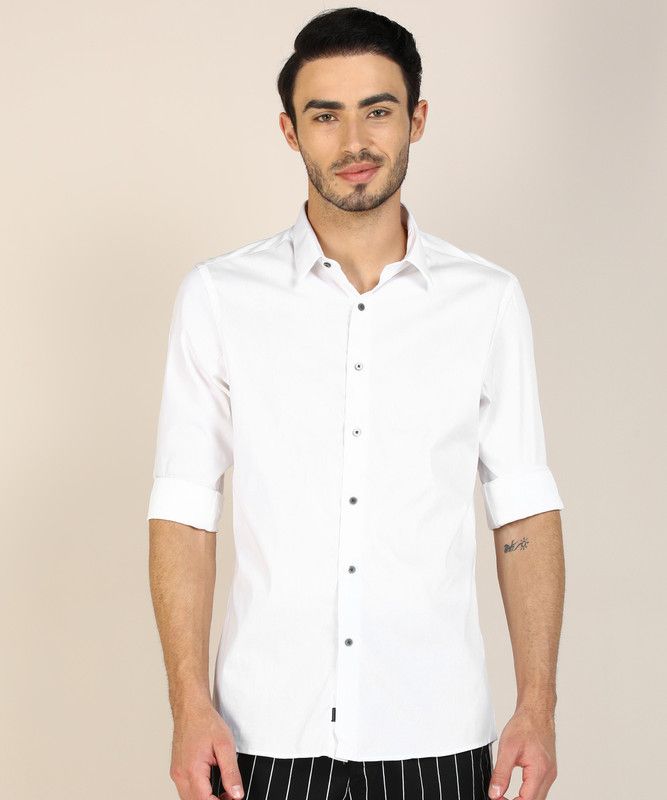 Men Super Slim Fit Solid Cut Away Collar Casual Shirt