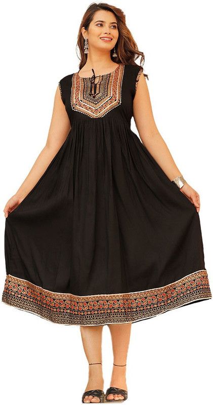 Women Self Design Viscose Rayon Anarkali Kurta  (Black)