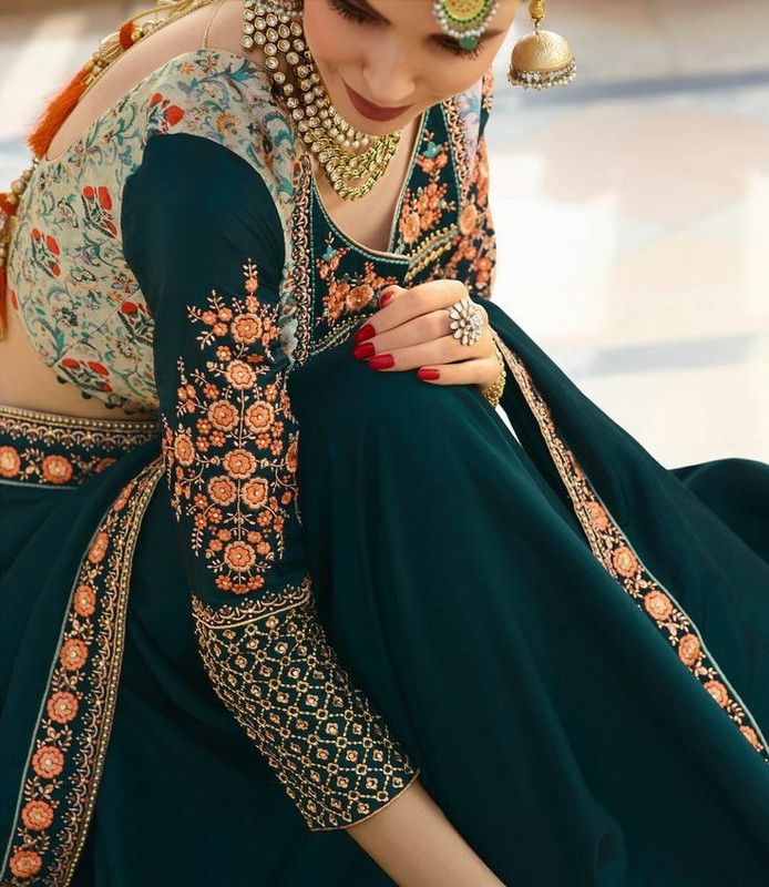 Embroidered Banarasi Satin Saree  (Green, Blue)