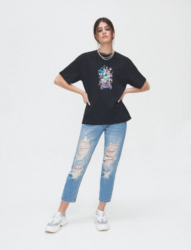 OVERSIZETSHIRT, WESTERNWEAR, BOYFRIENDTSHIRT, GRAFICSPRINTTSHIRT, OVERSIZEBOYFRIENDTSHIRT Women Cartoon Round Neck Reversible Cotton Blend Black T-Shirt