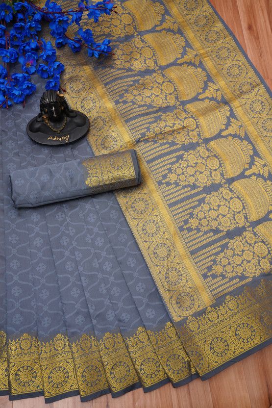 Solid/Plain Kanjivaram Jacquard Saree  (Beige)