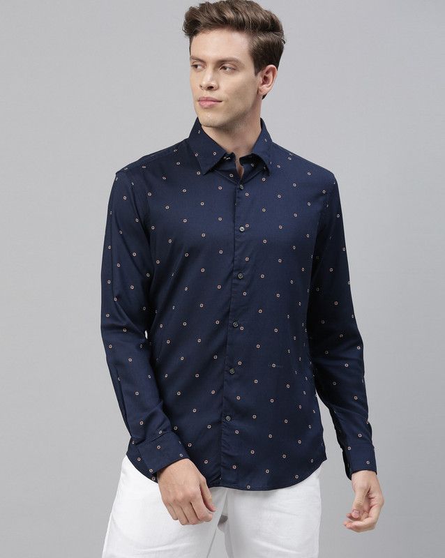 Men Tailored Fit Printed Casual Shirt