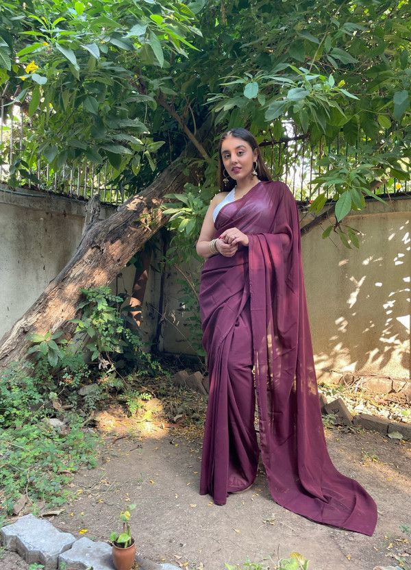 Dyed, Solid/Plain Bollywood Georgette Saree  (Brown)