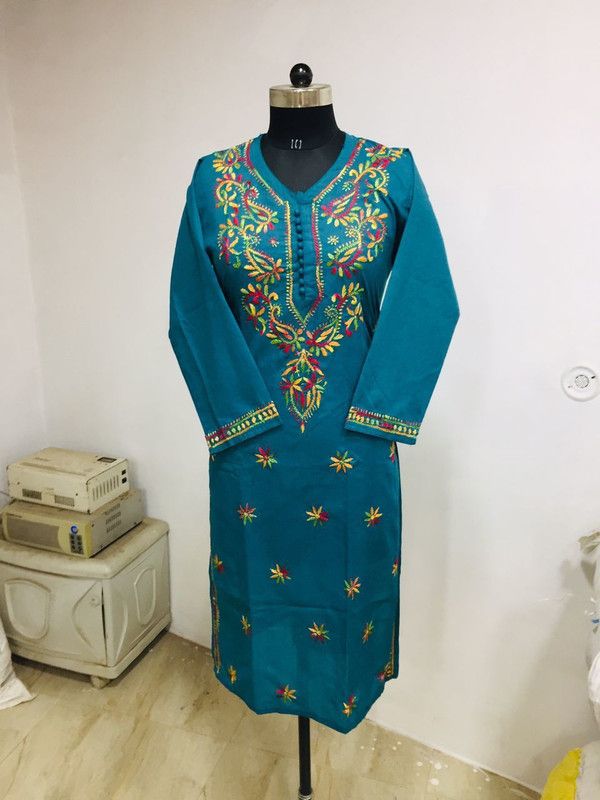 Women Chikan Embroidery Pure Cotton Straight Kurta  (Blue)