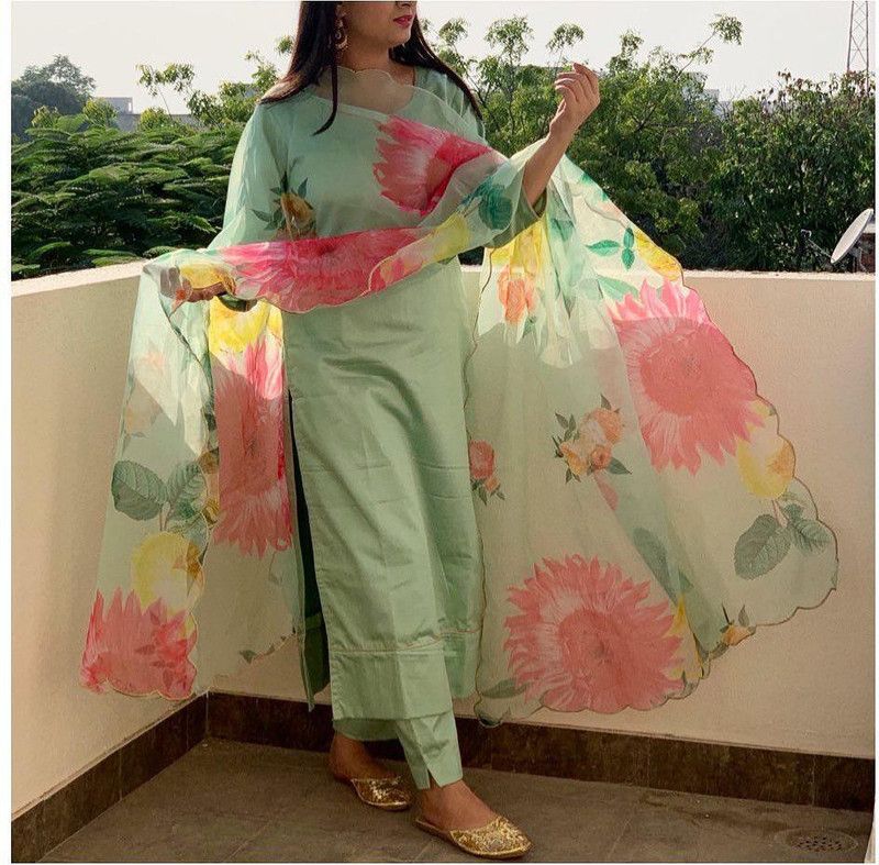 PEELUDI Kurta, Salwar & Dupatta Set