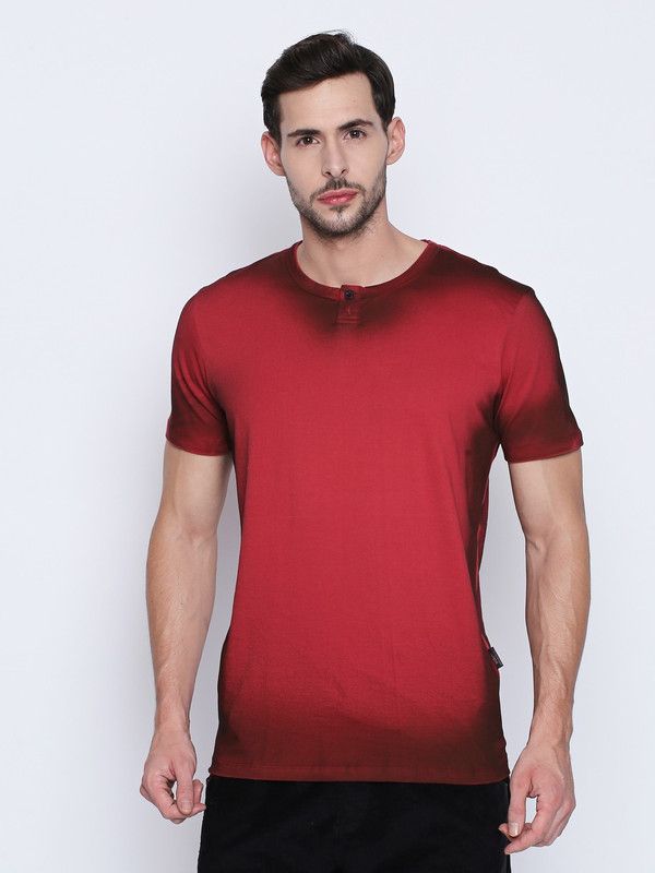 DMTS36RD Men Solid Round Neck Cotton Blend Red T-Shirt