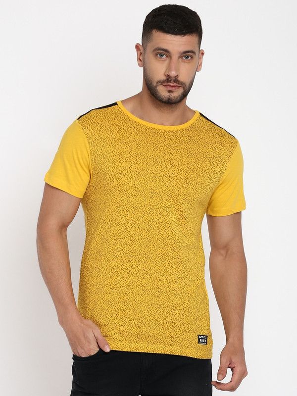 Men Colorblock Round Neck Pure Cotton Yellow T-Shirt