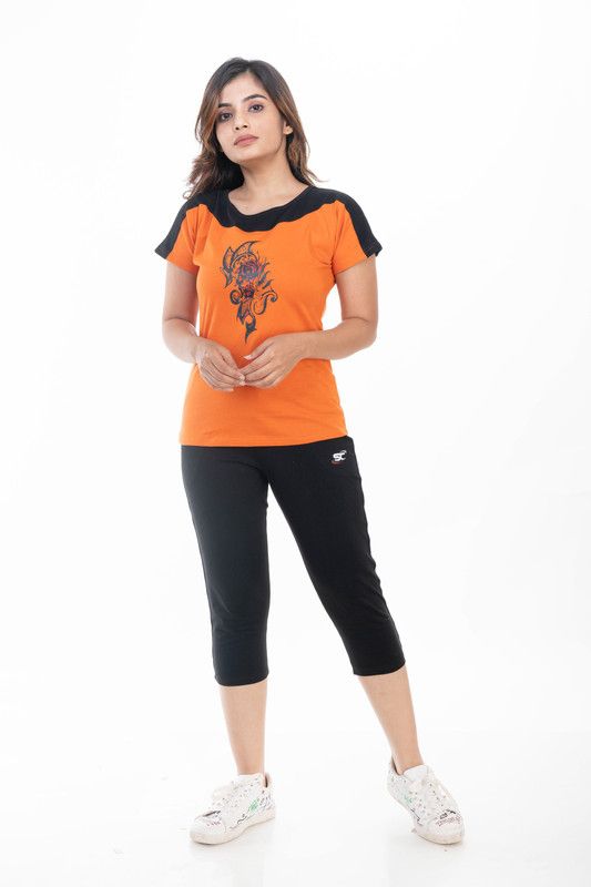 Women Top & Capri Set Orange, Black Printed