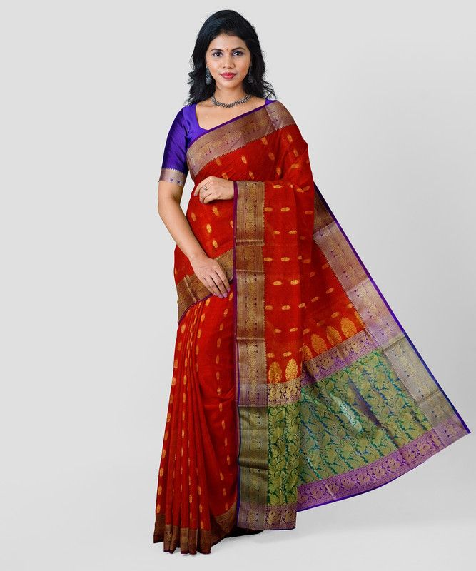 Woven Madurai Silk Blend Saree  (Red)