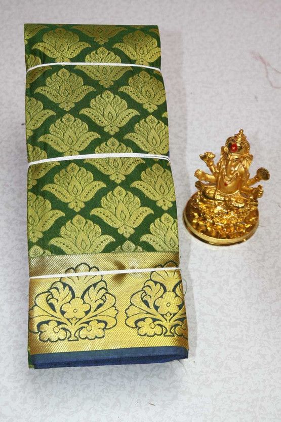 Self Design Kanjivaram Art Silk Saree  (Dark Green)