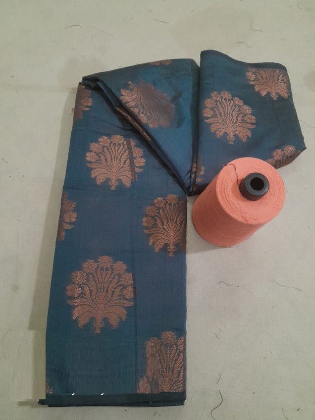Solid/Plain Tant Pure Silk Saree  (Multicolor)