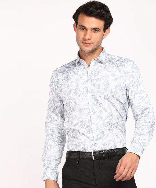 Men Slim Fit Printed Spread Collar Festive Shirt