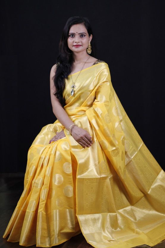 Woven Banarasi Chanderi Saree  (Gold)