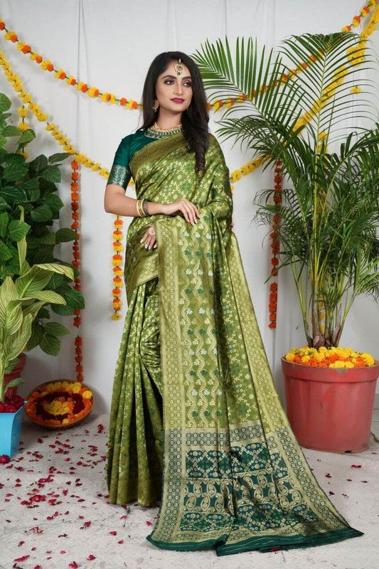 Woven Patola Cotton Silk Saree  (Light Green)