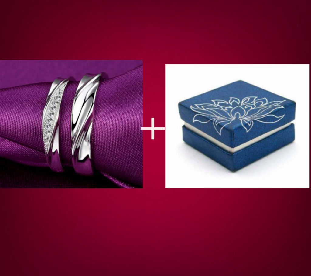 Silver Colour Couple Ring  And Blue Colour Alpona Ring Box