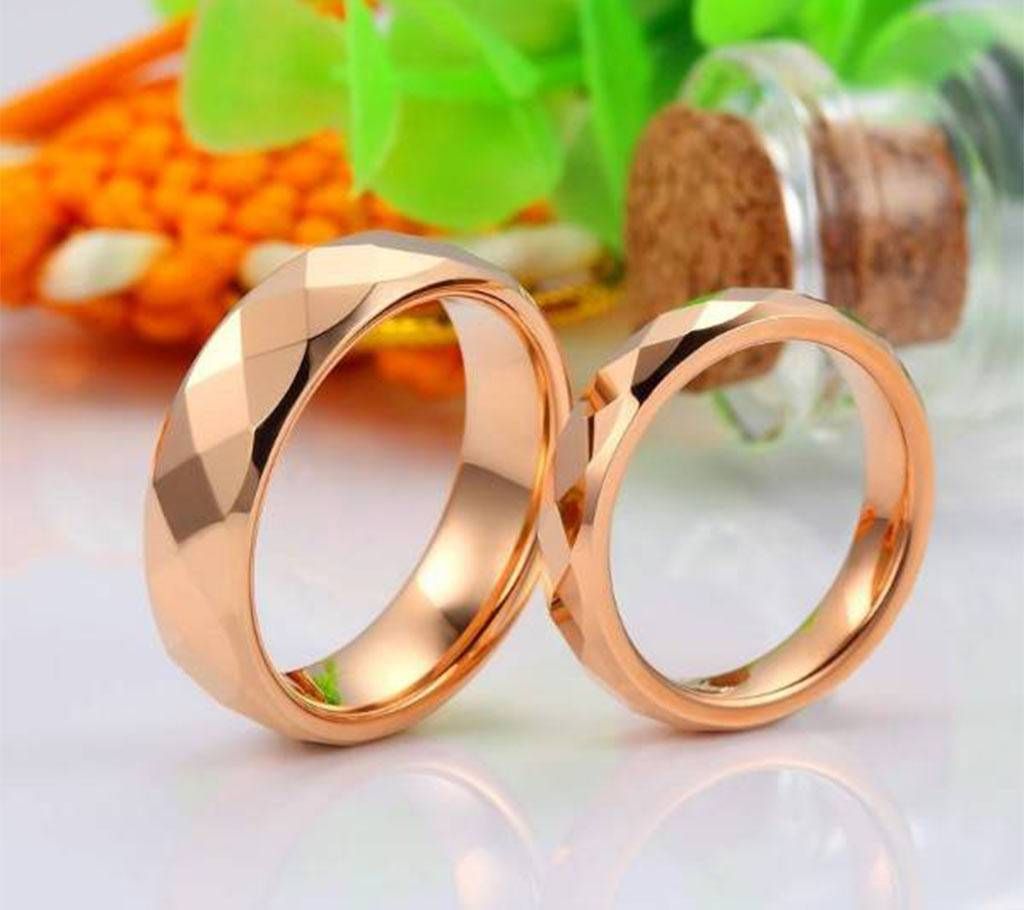 two couple gold plated finger ring-combo offer 