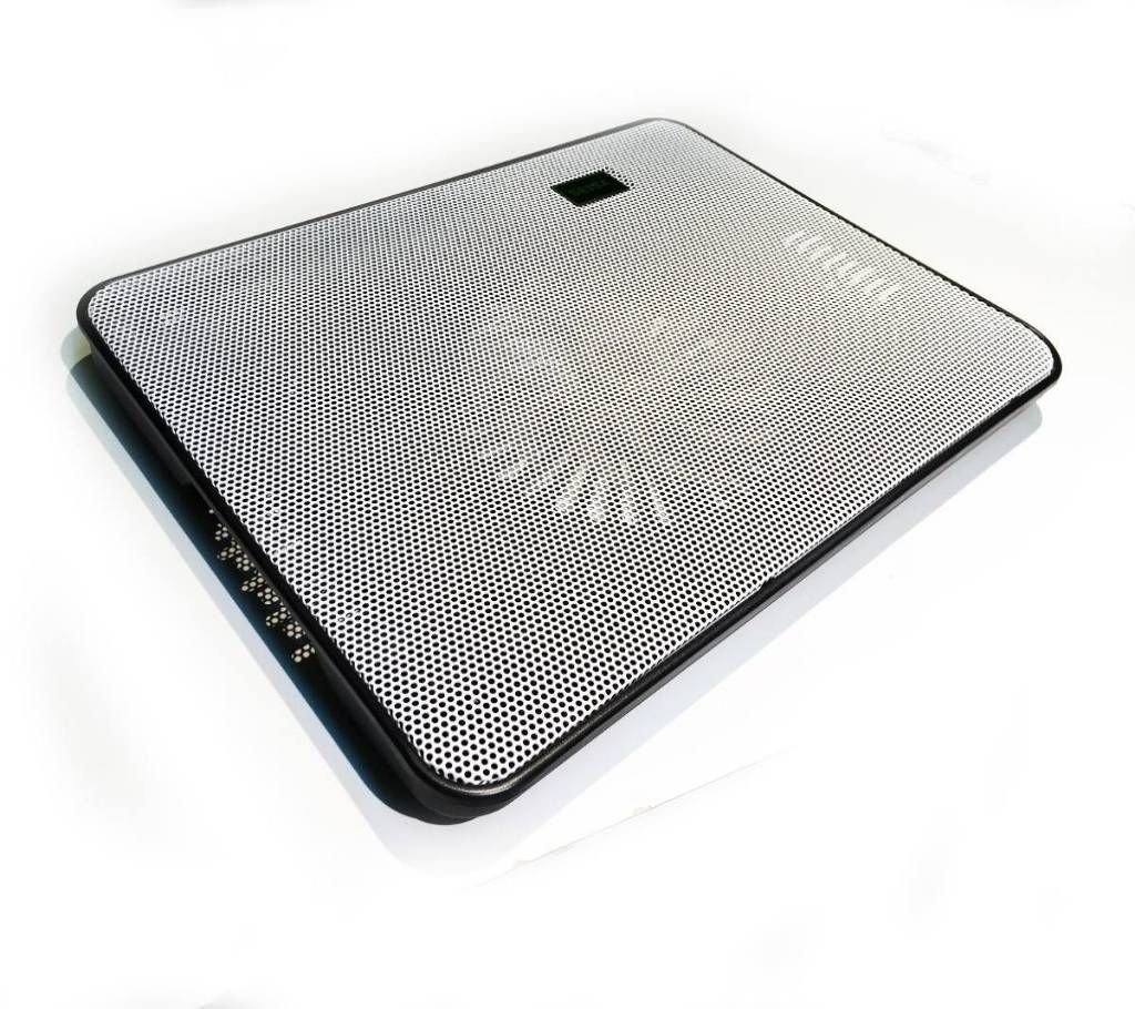 Xtreme A6 Cooling pad (black)