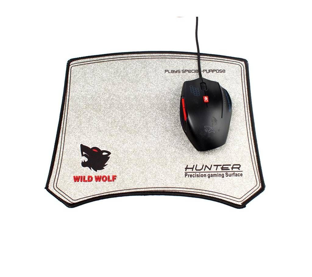 Hunter Wild Wolf Mouse Pad - White