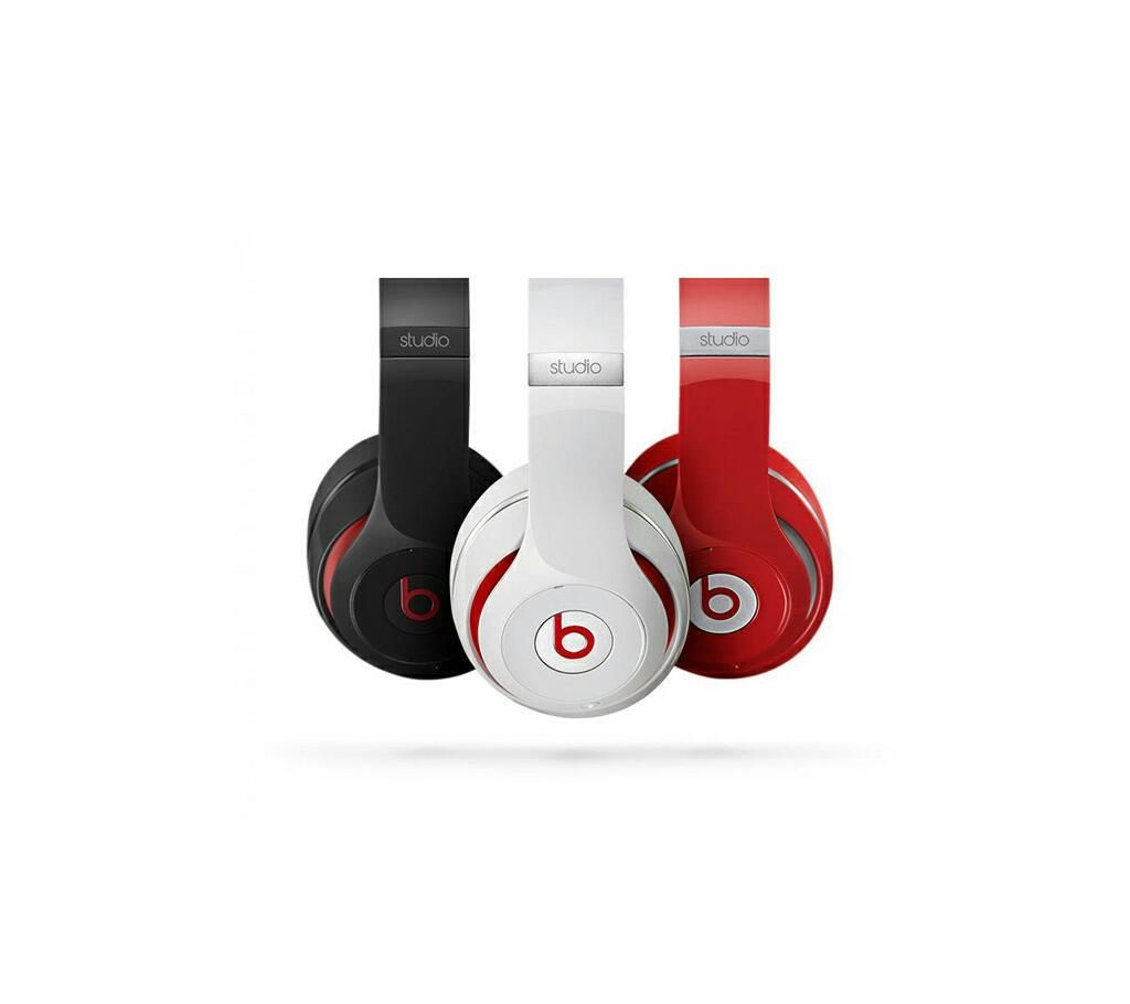 Beats ear headphone