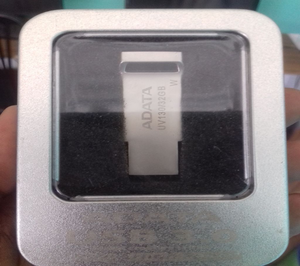 ADATA Pen Drive with BOX 16GB,32GB