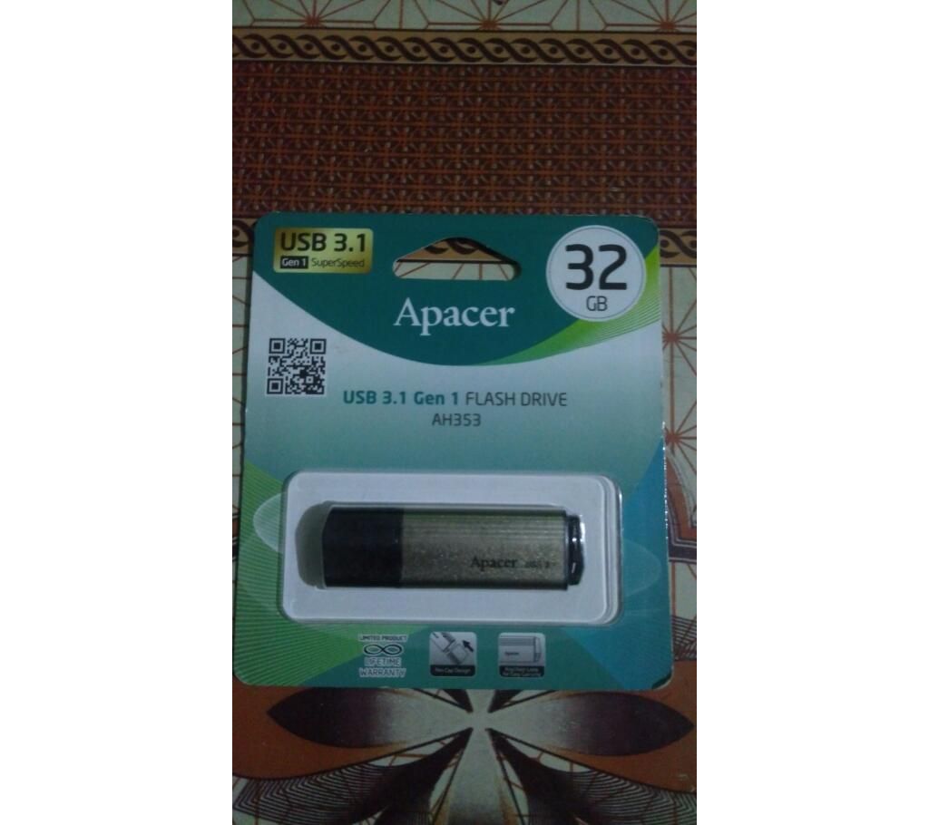 Apaccr pendrive with life garanty