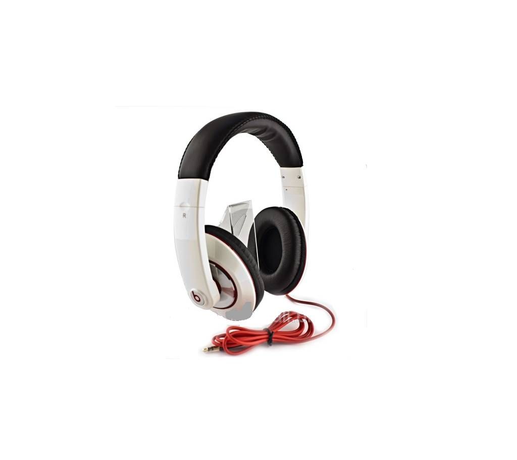 Monster Beats by Dr. Dre Studio Headphone.