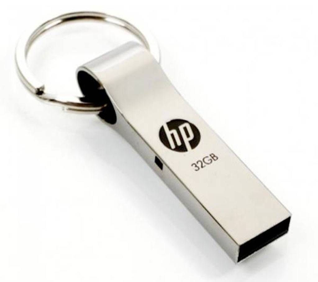 HP 32 GB Pen Drive