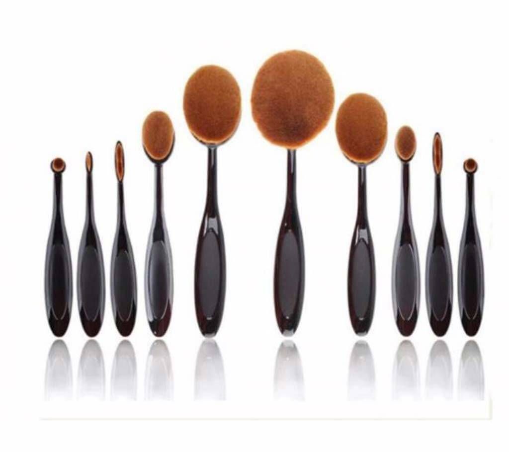 Kabuki Oval Shaped Make-up Brush Set (10 pieces)