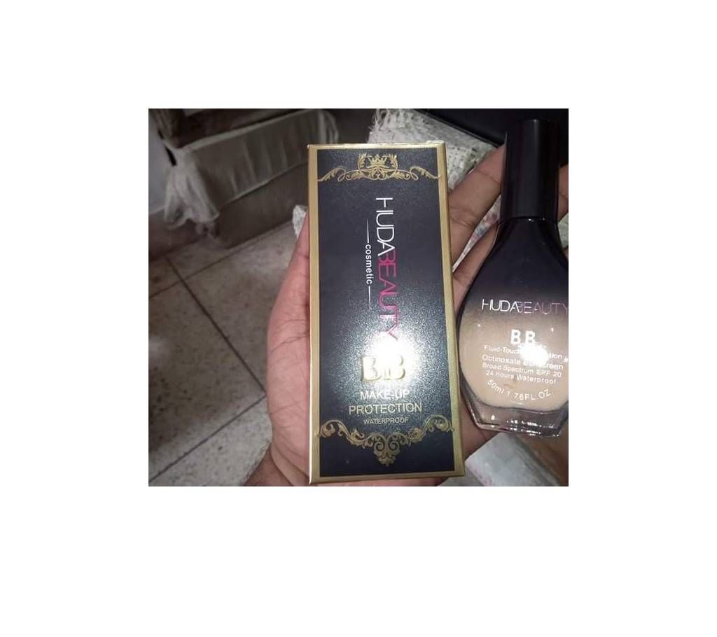 Huda Beauty BB Fluid Touch Foundation Octinoxate Sunscreen Broad Spectrum SPF 20.