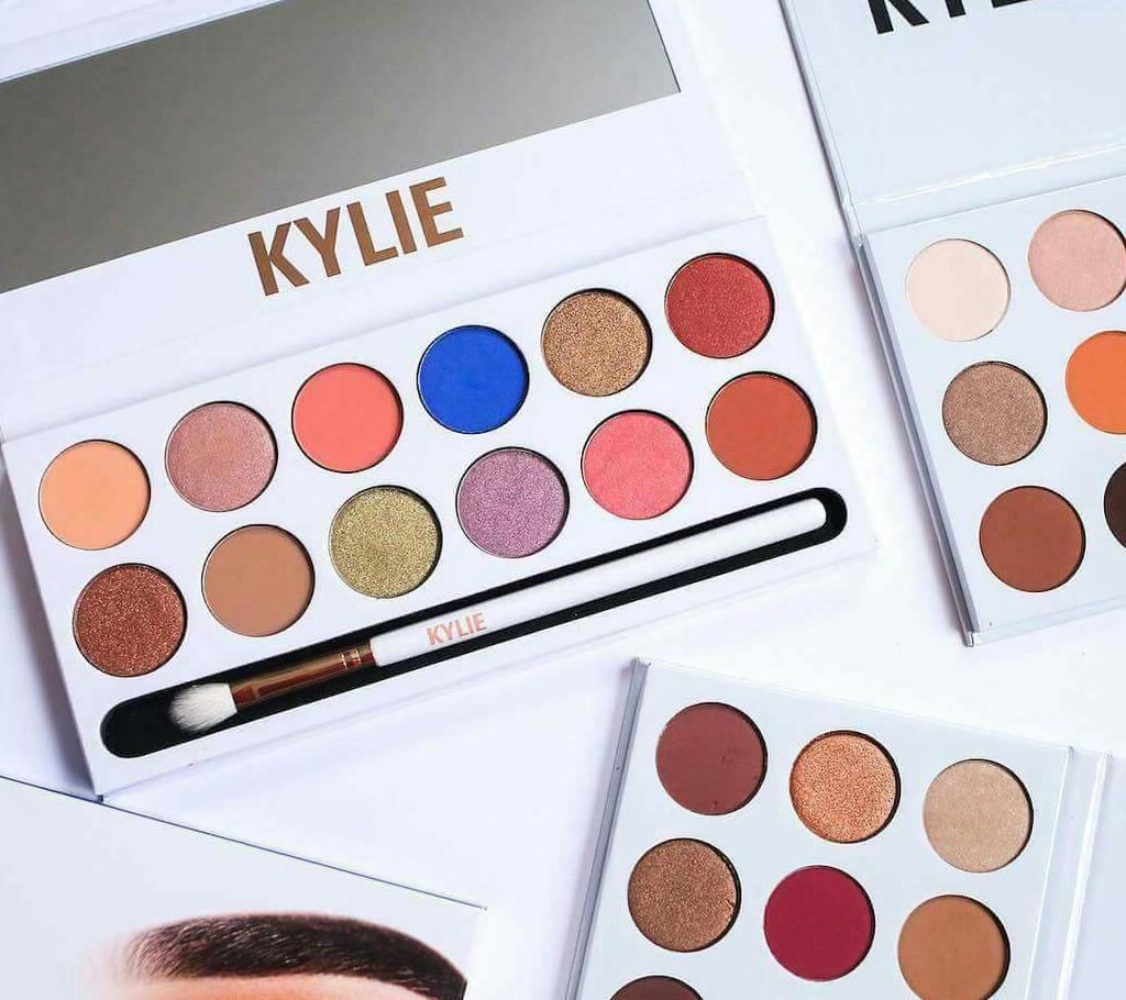 kylie eye shadow pallet (PRC)
