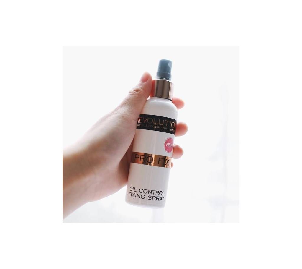 Revolution oil control fixing spray Original