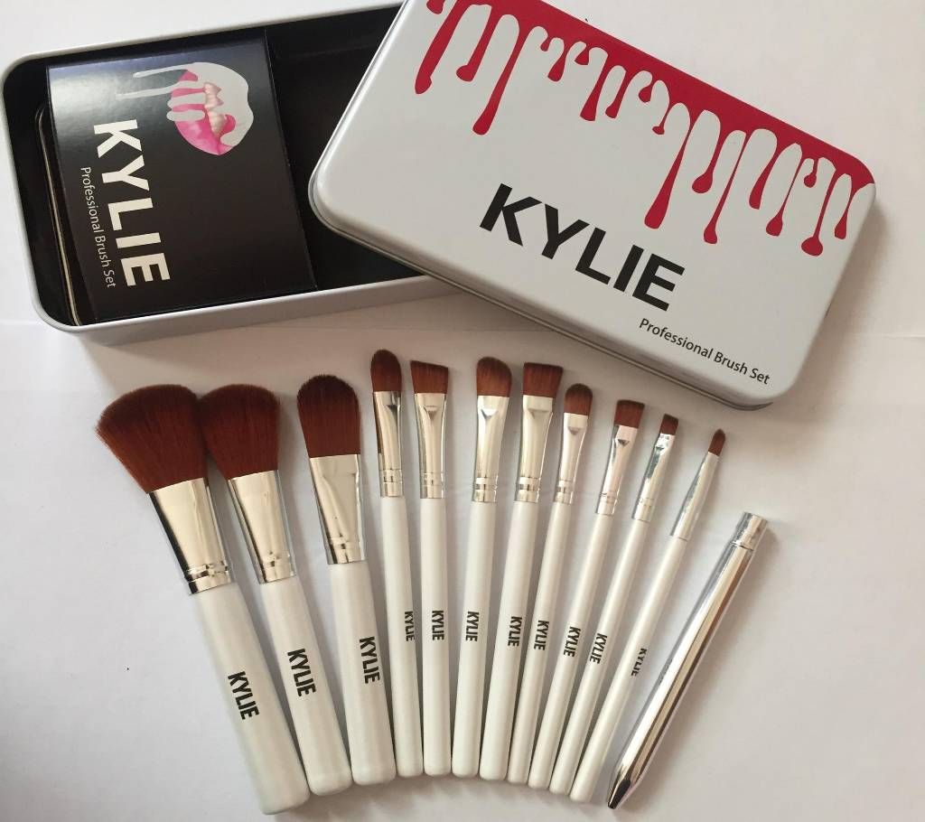 Kylie 12 piece makeup brush box