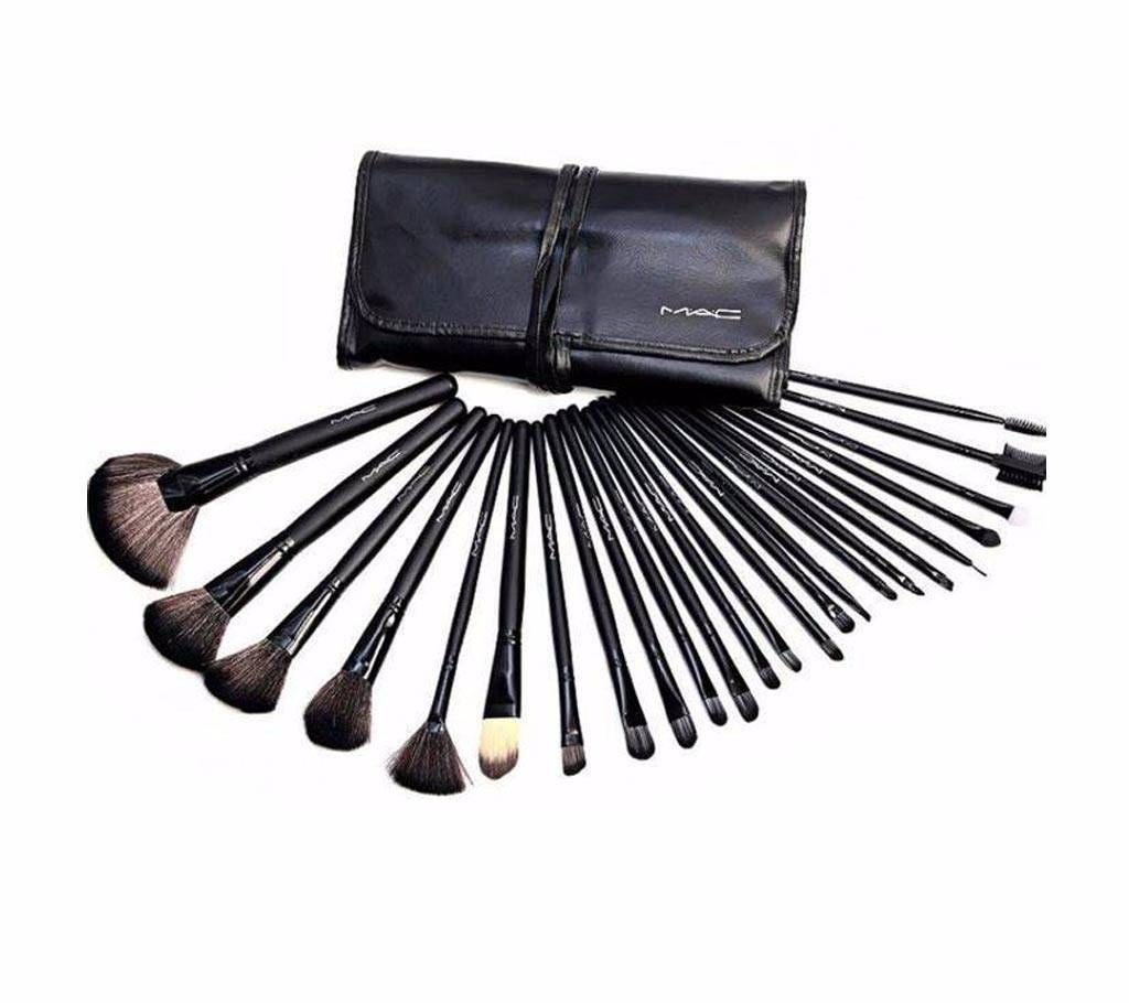 Mac 24 in 1 Make Up Brush Set