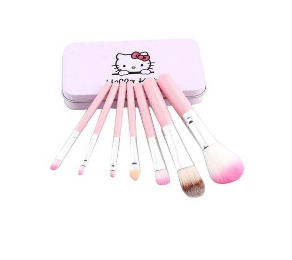 Hello Kitty 7 Pcs Mini Makeup Brush Set