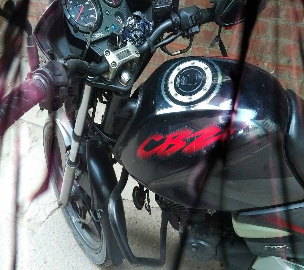 Hero Cbz xterme