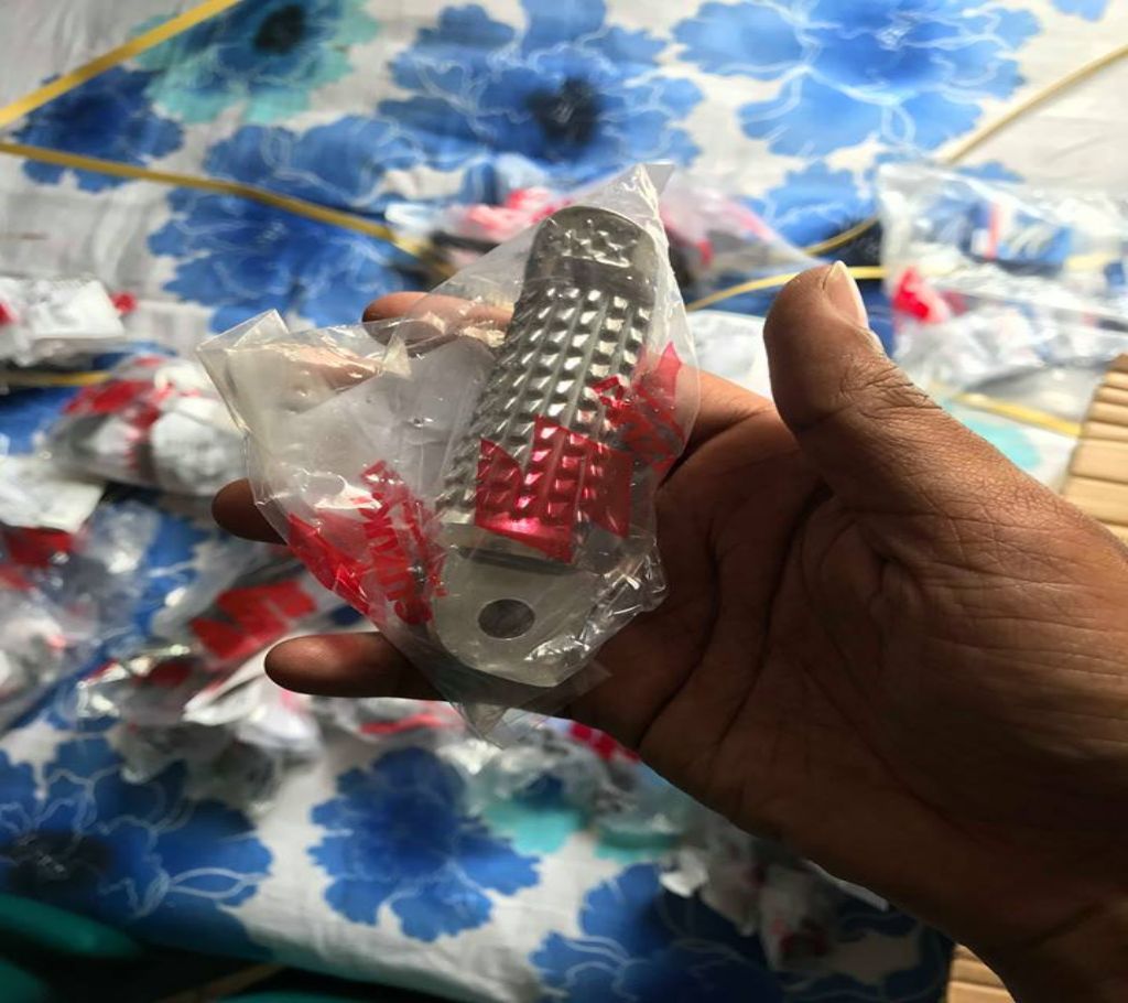 Suzuki GsxR150 Foot peg